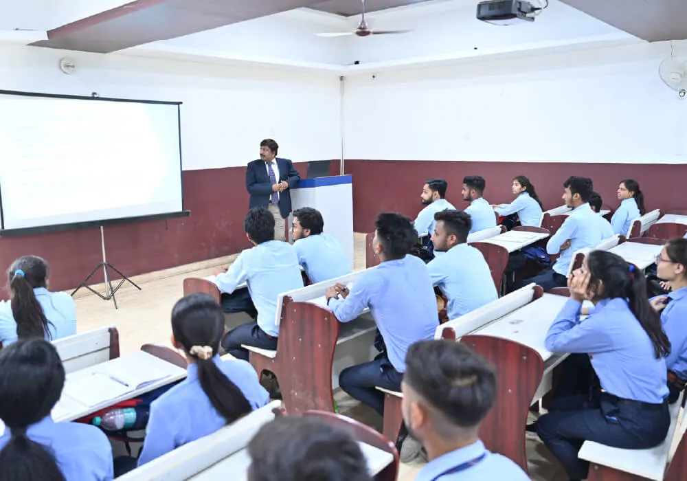Smart Class-Room at HLM